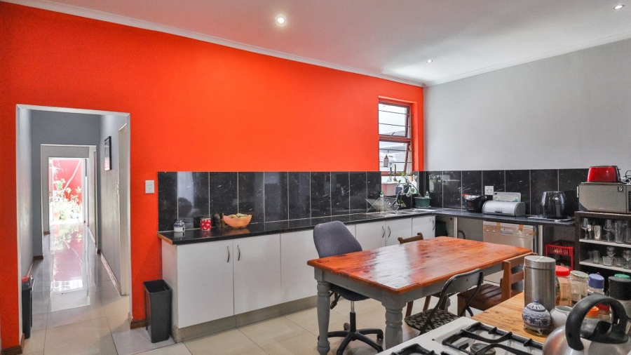 2 Bedroom Property for Sale in Observatory Western Cape